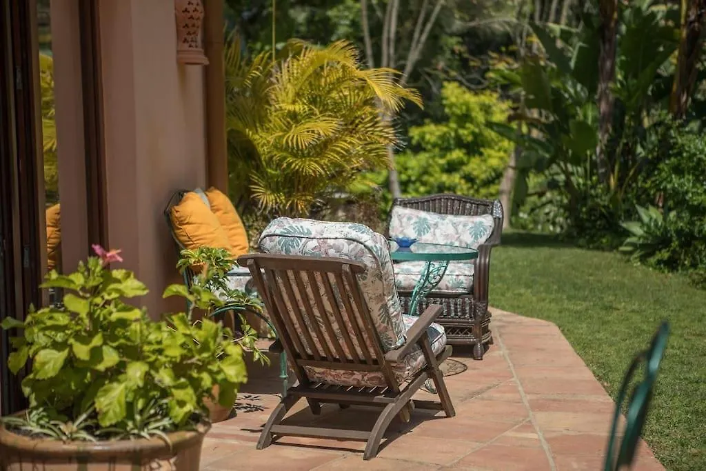 Exotic Tropical Villa W/ Large Pool In Sotogrande! San Roque