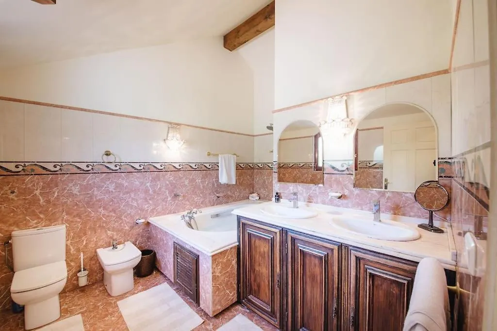 Exotic Tropical Villa W/ Large Pool In Sotogrande! San Roque